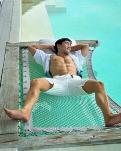 โจ้ ณัฐวุฒิ (20)