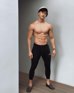 Alex Chee (18)