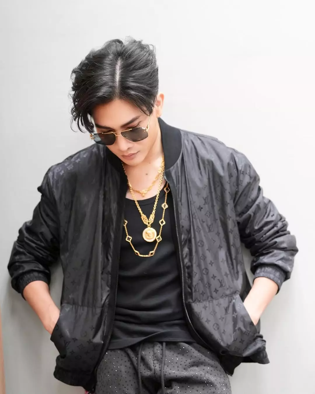 โตชิ จิรทีปต์