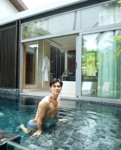 โยชิ ซีควินท์