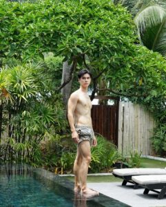 โยชิ ซีควินท์