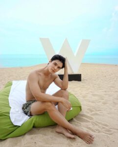 โยชิ ซีควินท์