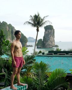 โยชิ ซีควินท์