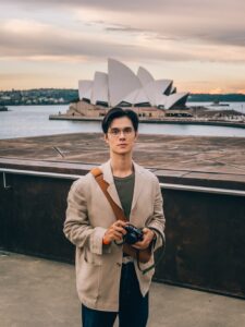 โยชิ ซีควินท์