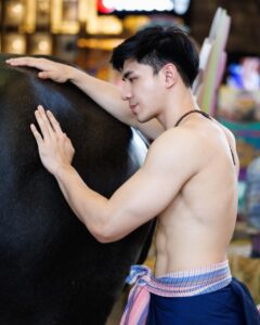 กิ๊ นิวัฒน์