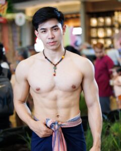 กิ๊ นิวัฒน์