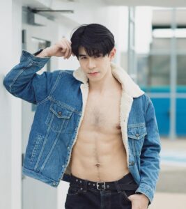 กิ๊ นิวัฒน์